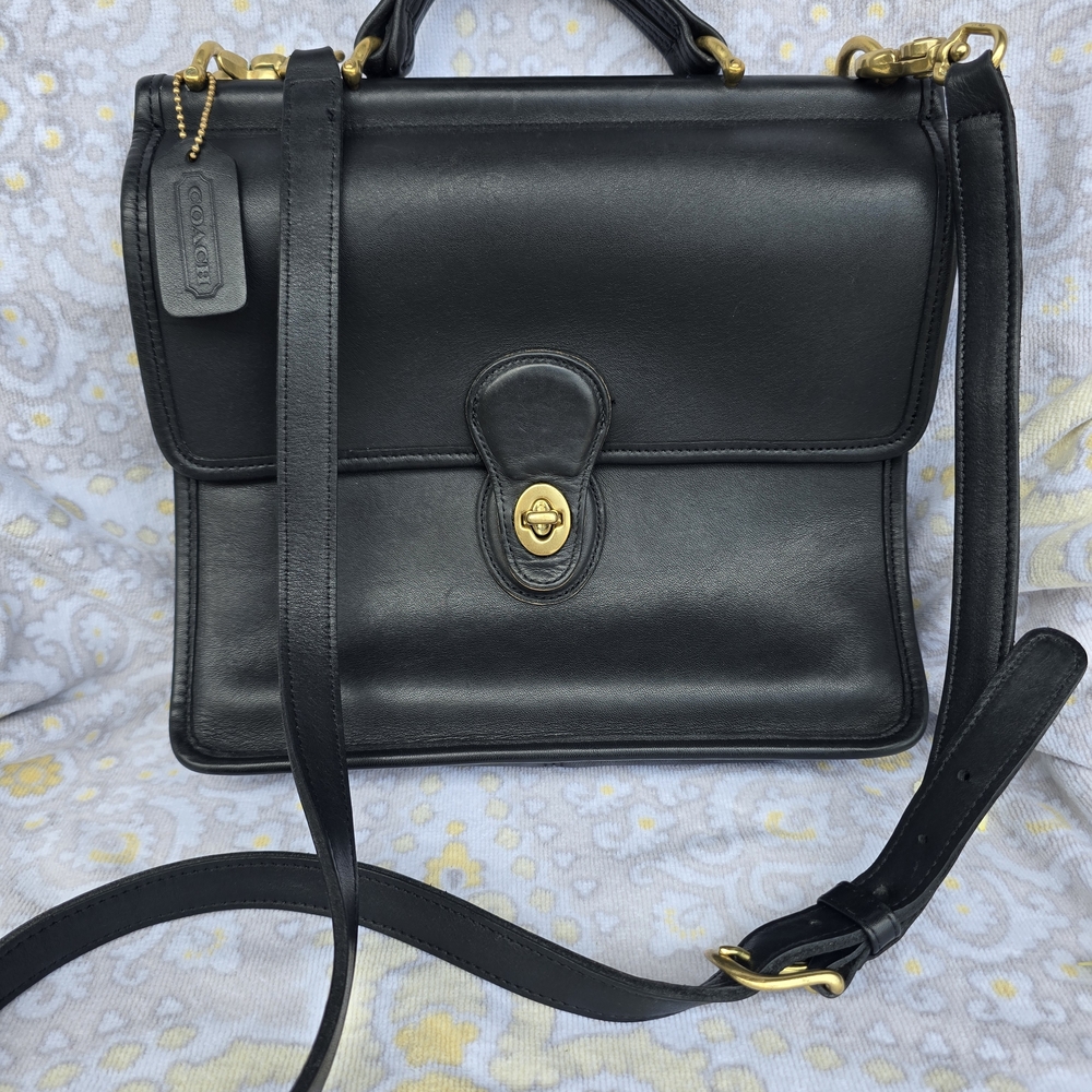 Vintage COACH WILLIS BLACK GLOVETANNED LEATHER HANDBAG #9927 - Picture 2 of 16